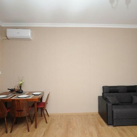 Shako'S Apartments Tbilisi Ngoại thất bức ảnh