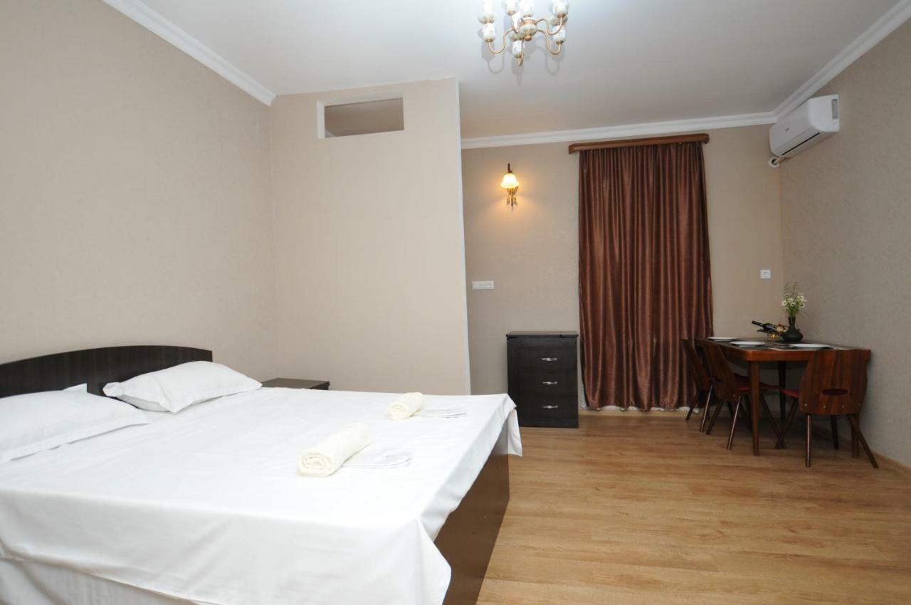 Shako'S Apartments Tbilisi Ngoại thất bức ảnh